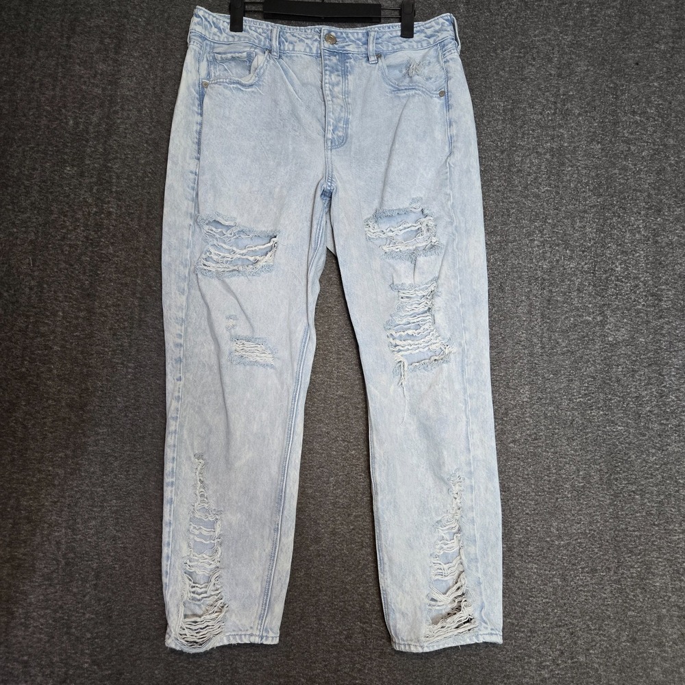 American Eagle Tomgirl Jeans Size 12 Short Hi Rise‎ Button Fly Distressed 31x26